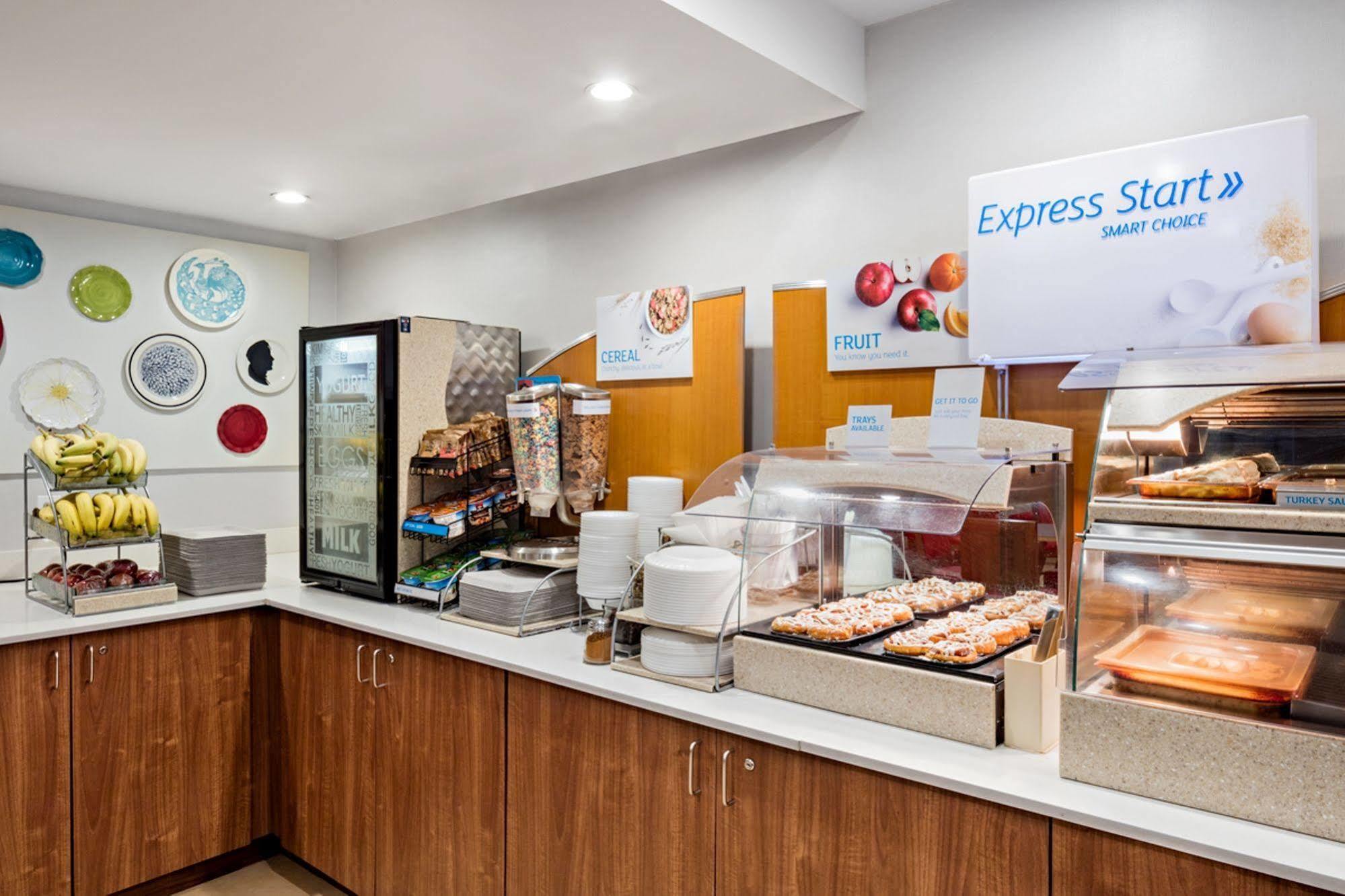 Holiday Inn Express Chesapeake - Norfolk By Ihg Kültér fotó